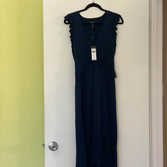 BCBG Maxazria dress in dark navy colorsize L